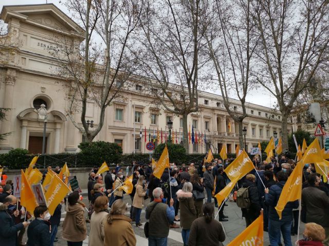 Se superan los 2 millones de firmas en contra de la Ley Celaá - 1, Foto 1
