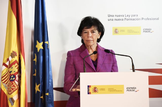 Isabel Celaá anuncia una Ley de Formación Profesional para consolidar el nuevo sistema de FP - 1, Foto 1