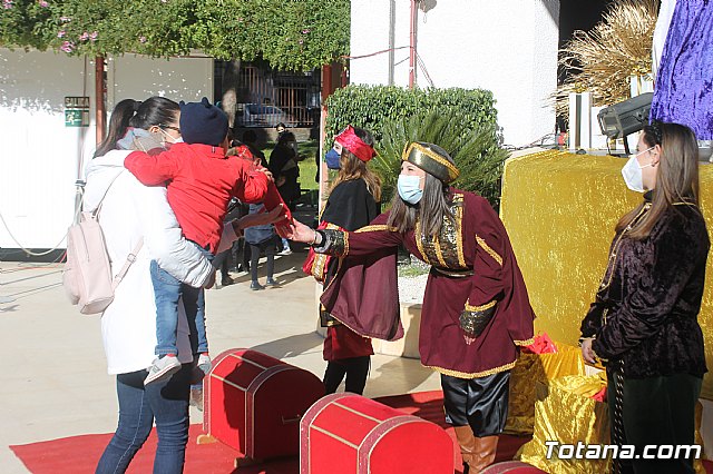 Ayuntamiento y Federacin de Peñas del Carnaval suscriben un convenio para la organizacin de la entrega de cartas a los Reyes Magos - 2