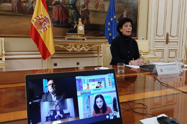 Celaá pide a las administraciones que sumen esfuerzos para afrontar los desafíos del sistema educativo - 1, Foto 1