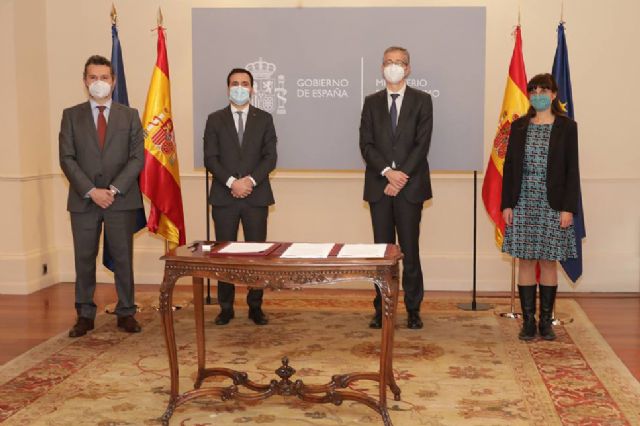 Consumo, Banco de España y CNMV firman un convenio para mejorar la protección de los consumidores a través de la educación financiera - 1, Foto 1