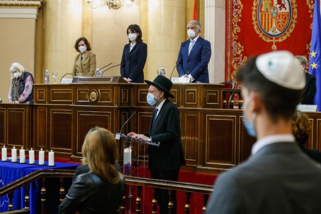 Carmen Calvo afirma que la desmemoria es una enfermedad, pero el olvido es un delito contra las víctimas del Holocausto - 1, Foto 1