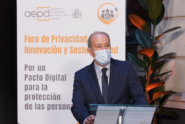 Campo defiende la protección del derecho a la privacidad en el entorno digital - 1, Foto 1