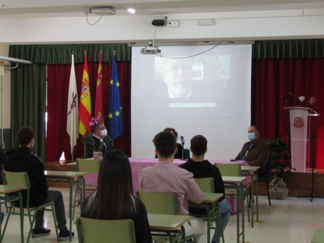 Acto Acadmico de presentacin de la primera promocin del Bachillerato de Investigacin de Totana - 9