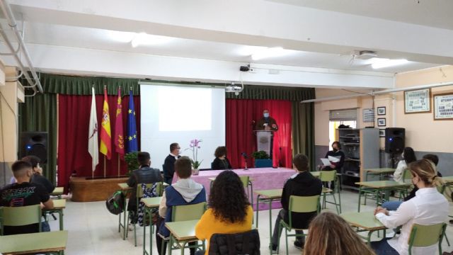 Acto Acadmico de presentacin de la primera promocin del Bachillerato de Investigacin de Totana - 12