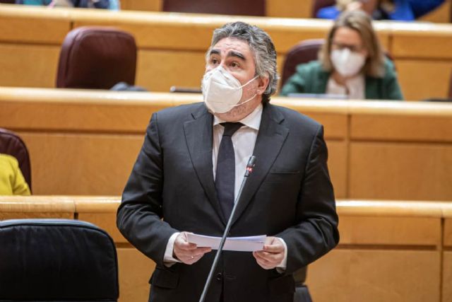 Rodríguez Uribes: La profesionalización del fútbol femenino supondrá un gran paso en el largo camino hacia la igualdad - 1, Foto 1