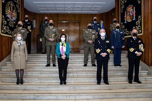 La ministra de Defensa mantiene una reunión de trabajo con el jefe de Estado Mayor de la Defensa - 1, Foto 1