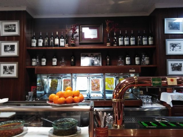 Restaurante El Palacio de la Bellota: un éxito en las no fallas de Valencia - 1, Foto 1