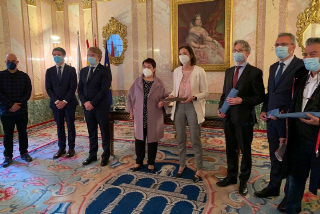 Reyes Maroto presenta un polo estratégico de fabricación de envases biosostenibles y de logística en Segovia - 1, Foto 1