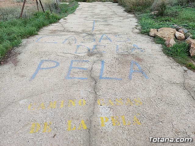 Vecinos del Purgatorio presentan al ayuntamiento ms de 1200 firmas por el corte de un camino en Sierra Espua - 2