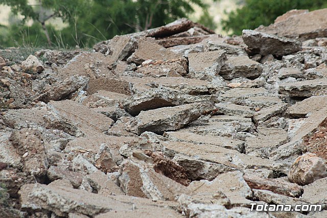 Vecinos del Purgatorio presentan al ayuntamiento ms de 1200 firmas por el corte de un camino en Sierra Espua - 15