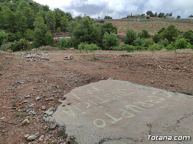 Vecinos del Purgatorio presentan al ayuntamiento ms de 1200 firmas por el corte de un camino en Sierra Espua - 36
