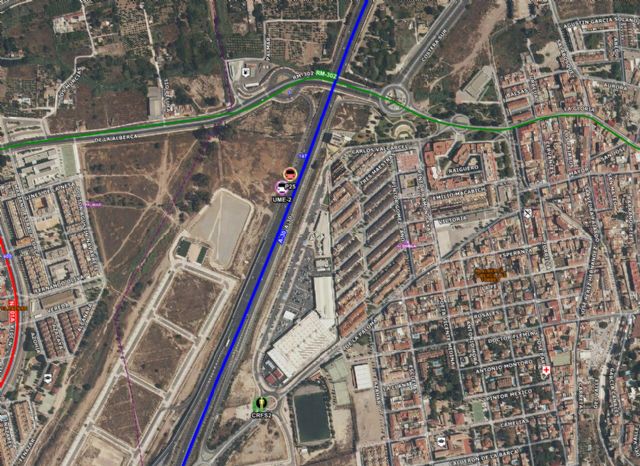 Trasladan al hospital a los ocupantes de un turismo accidentado en la A-30, en Murcia	 - 1, Foto 1