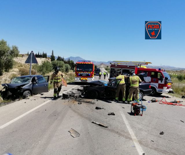 Un fallecido y dos heridos en un accidente de tráfico ocurrido en Archena			 - 1, Foto 1