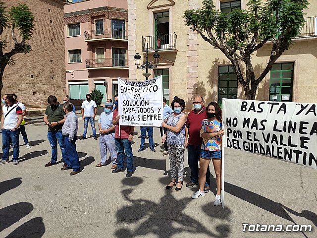 Totana quiere soluciones. Corredor energtico soterrado, ya! - 8