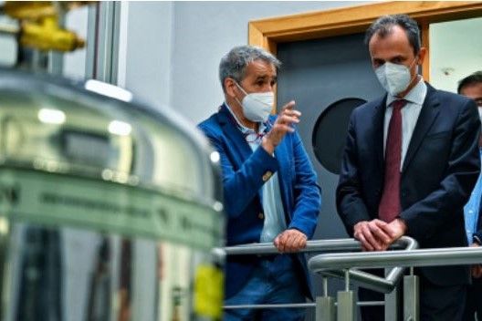 El ministro de Ciencia e Innovación inaugura el criomicroscopio del CSIC, el más avanzado de España - 1, Foto 1