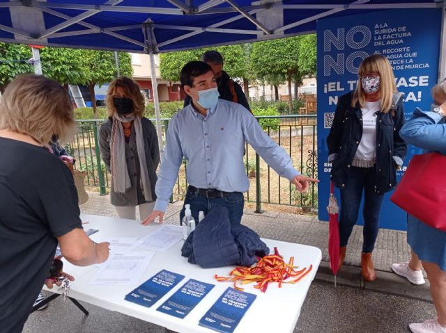 El PP recoge firmas en Alqueras en defensa del trasvase Tajo-Segura - 3