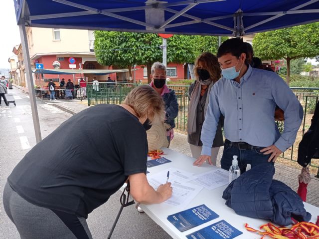 El PP recoge firmas en Alqueras en defensa del trasvase Tajo-Segura - 7