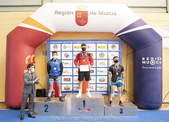 Once medallas y dos ttulos por clubes y terceros por Federaciones en Grecorromana para la lucha Murciana en los Campeonatos de Espaa absolutos - 1