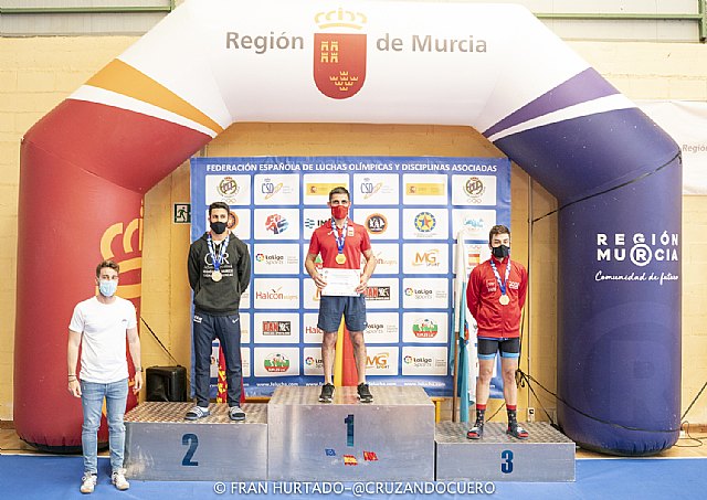 Once medallas y dos ttulos por clubes y terceros por Federaciones en Grecorromana para la lucha Murciana en los Campeonatos de Espaa absolutos - 12
