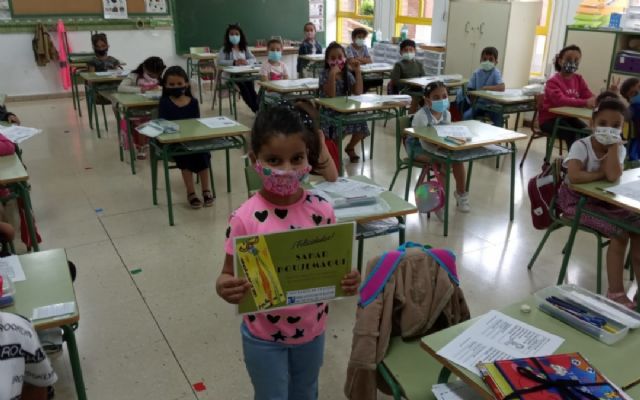 La Biblioteca de San Javier entrega los premios del concurso de puntos de lectura 2021 - 1, Foto 1