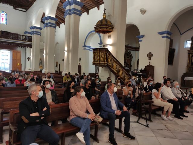 El periodista Gregorio J. Asensio y el profesor Jos Antonio Riquelme ganan el I Certamen Literario Memorial Ildefonso Moya de Totana, que ha organizado Critas de Santiago - 10