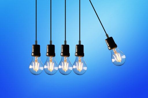 El Gobierno prepara medidas coyunturales para bajar el precio de la luz y complementar la reforma en curso del sistema eléctrico - 1, Foto 1