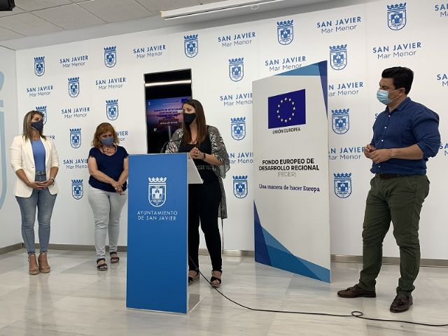 El programa de intervención comunitaria en el bario San Francisco Javier hace balance en su ecuador - 1, Foto 1