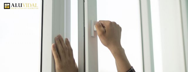 Aislar la casa con ventanas de aluminio con RPT - 1, Foto 1