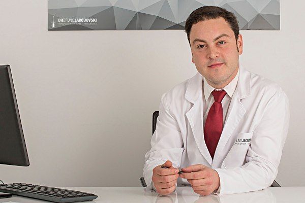 Dr. Bruno Jacobovski entre los 5 mejores doctores de injertos capilares en España - 1, Foto 1