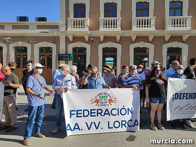 Movilizacin ciudadana para que no se cierren los trenes de cercanas Murcia-Lorca-guilas - 15
