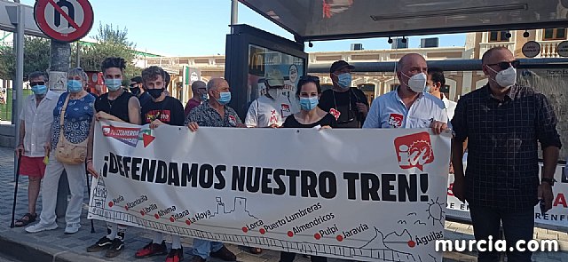 Movilizacin ciudadana para que no se cierren los trenes de cercanas Murcia-Lorca-guilas - 37