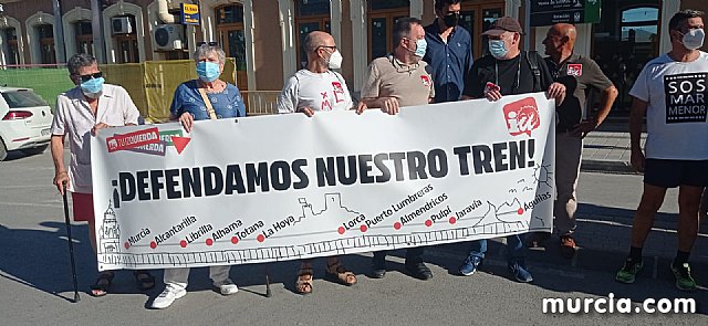 Movilizacin ciudadana para que no se cierren los trenes de cercanas Murcia-Lorca-guilas - 46