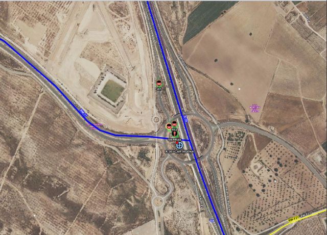 Fallece el conductor de un camión en un accidente de tráfico ocurrido en Corvera - 1, Foto 1