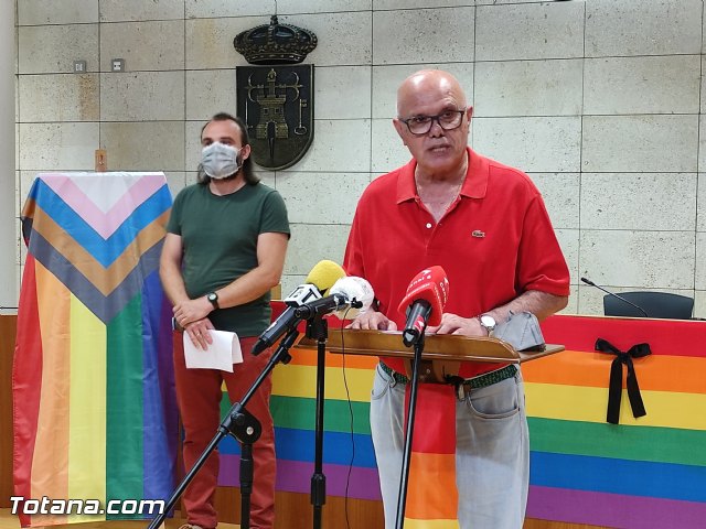 Entregan los galardones del II Concurso Literario LGTBI de Microrrelatos y Poesa, al que se han presentado 196 trabajos entre ambas modalidades - 2