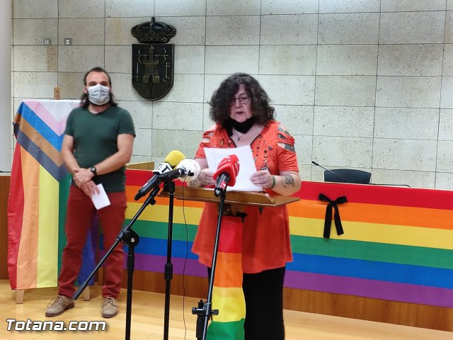 Entregan los galardones del II Concurso Literario LGTBI de Microrrelatos y Poesa, al que se han presentado 196 trabajos entre ambas modalidades - 4