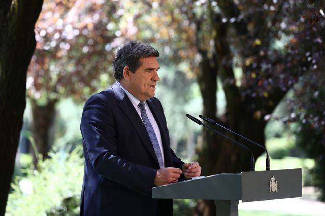 Escrivá: El acuerdo con los agentes sociales es muy profundo y aborda más de la mitad de las recomendaciones del Pacto de Toledo - 1, Foto 1