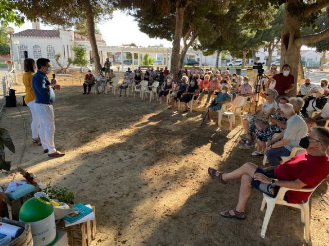 Numerosas personas mayores acuden a la inaugación de la Red de Puntos de Encuentro de Personas Mayores de San Javier - 1, Foto 1