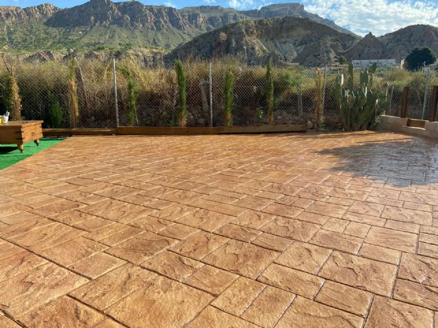 La pavimentación con hormigón impreso y fratasado, el expertise de Pavigroup - 1, Foto 1