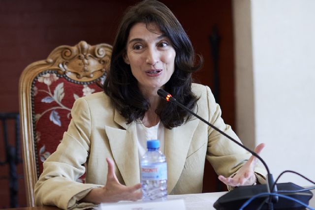 Llop: El auténtico reto del siglo XXI es llevar la igualdad a nuestras relaciones personales - 1, Foto 1