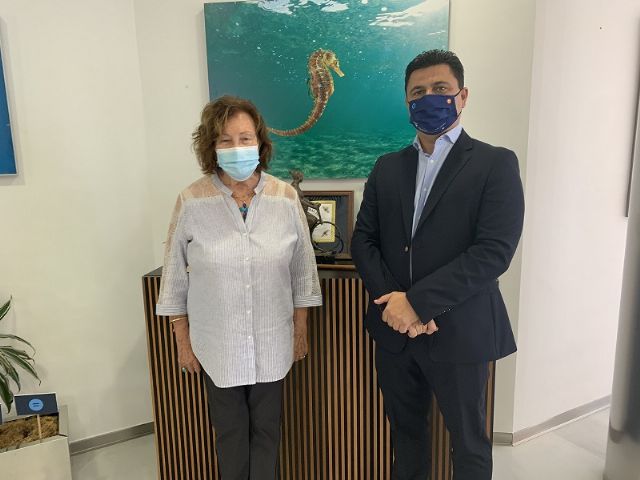 El Ayuntamiento seguirá apoyando a la Asociación de Amas de Casa, Consumidores y Usuarios de San Javier - 1, Foto 1