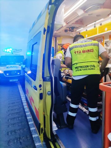 Rescatados y trasladados tres heridos en accidente de tráfico en Miranda (Cartagena) - 1, Foto 1