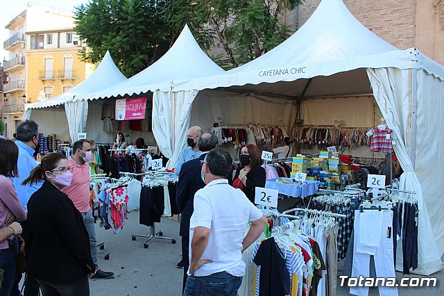 Arranca la XII Feria Outlet que se celebra hasta el domingo por la noche con expositores que ofertan productos de diferentes sectores comerciales - 7