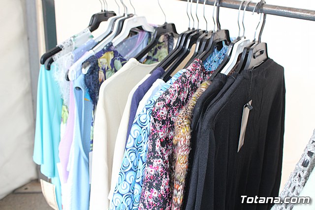 Arranca la XII Feria Outlet que se celebra hasta el domingo por la noche con expositores que ofertan productos de diferentes sectores comerciales - 55