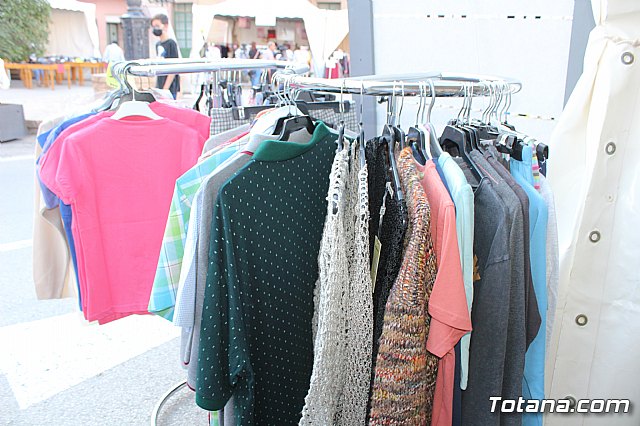 Arranca la XII Feria Outlet que se celebra hasta el domingo por la noche con expositores que ofertan productos de diferentes sectores comerciales - 56