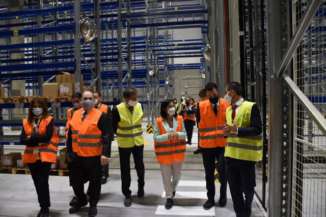 Darias destaca el papel desempeñado por el sector logístico en el éxito de la campaña de vacunación contra la COVID-19 - 1, Foto 1