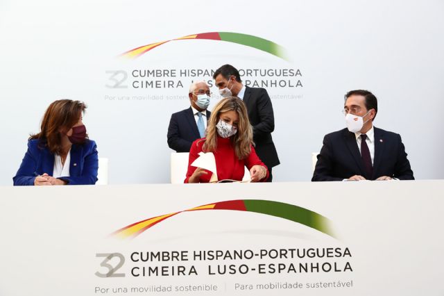 Yolanda Díaz y su homóloga portuguesa firman un protocolo de cooperación sobre trabajadores transfronterizos - 1, Foto 1