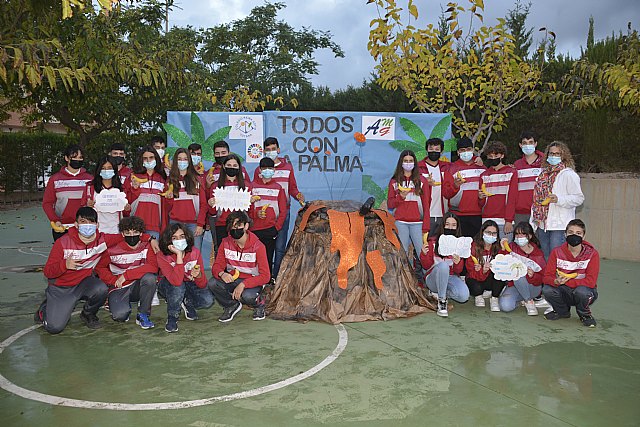 Pltanos solidarios con La Palma en el Colegio Reina Sofa de Totana - 2