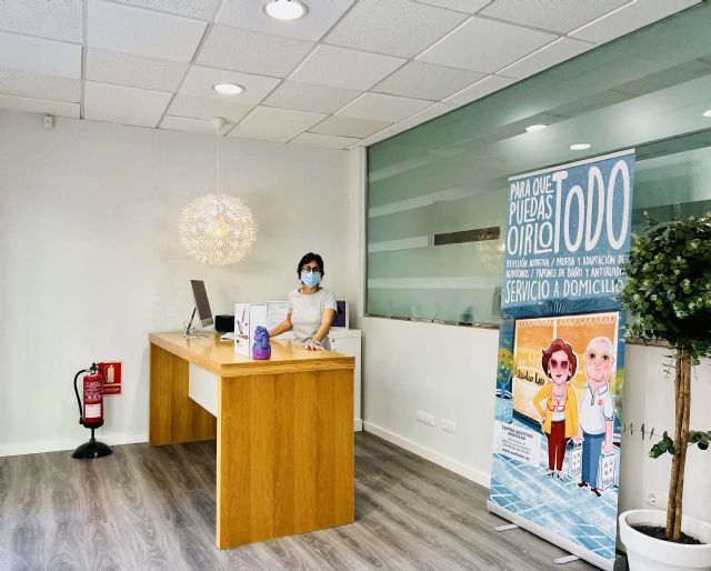 Ayuda para evitar el doble aislamiento de personas con pérdida auditiva en La Palma - 1, Foto 1