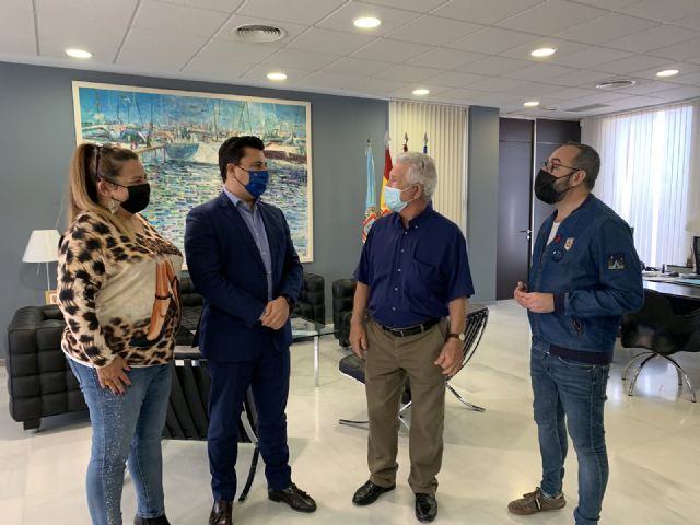 El Ayuntamiento renueva su apoyo al Grupo de Teatro San Javier - 1, Foto 1